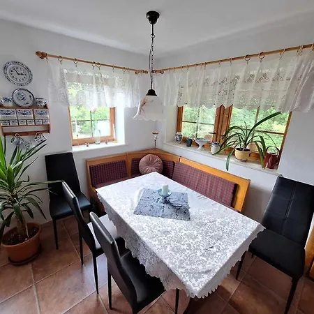Michalowa Zagroda 2 Apartment *